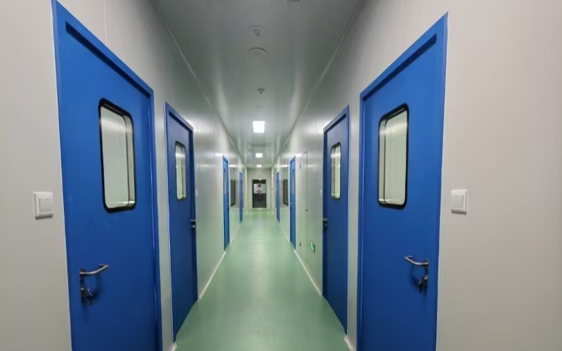 浦東臨港廠房裝修萬級醫(yī)療器械潔凈無塵車間裝修凈化工程-上海榮欽裝修公司