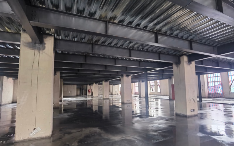 上海松江廠房裝修松江工廠鋼結構搭建鋼平臺隔層工程-上海榮欽建筑工程公司